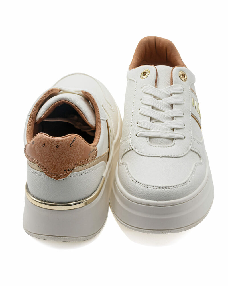 Sneakers Prima Classe bianche con logo oro laterale - immagine 3